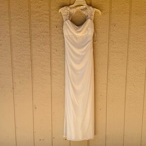 David’s Bridal Studio Size 2 Bridal Gown